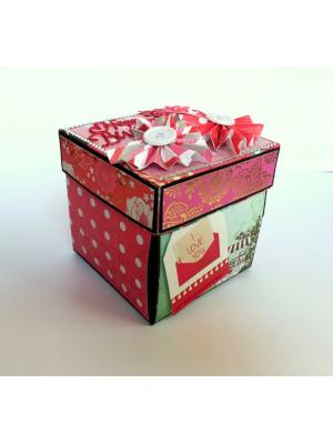 Love and Birthday Explosion Box With Battery Light Cake Love and Birthday Explosion Box With Battery Light Cake