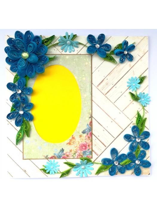 Blue Quilled Corner Flowers Greeting card - D5