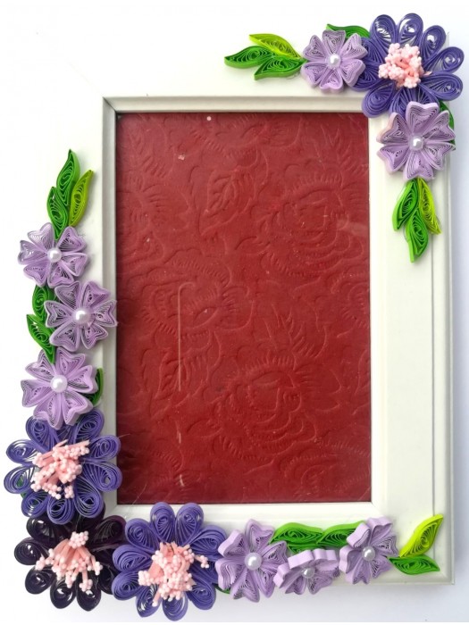 Purple Themed Quilled Photo Frame