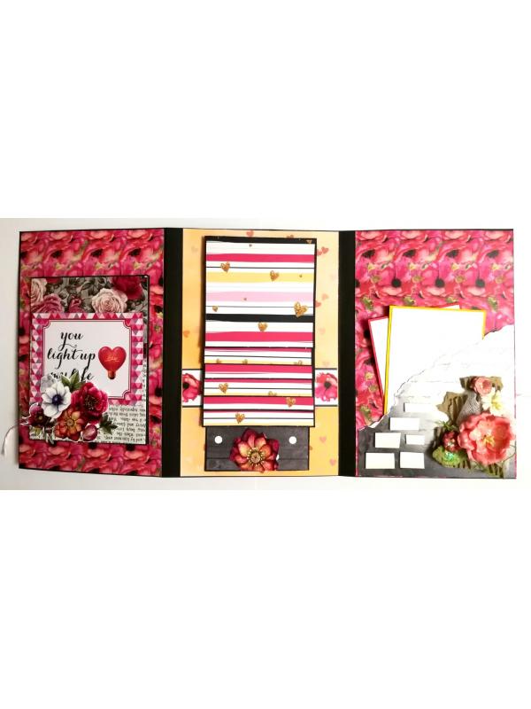 Sparkling Valentine Three Fold Mini Scrapbook Gift - D1
