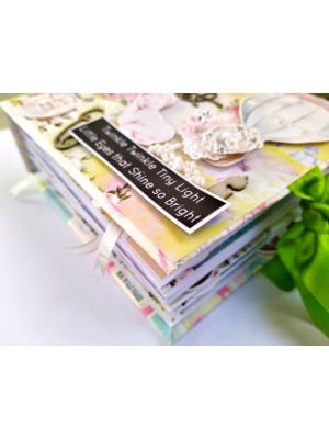 Sparkling Unisex Baby Scrapbook Sparkling Unisex Baby Scrapbook