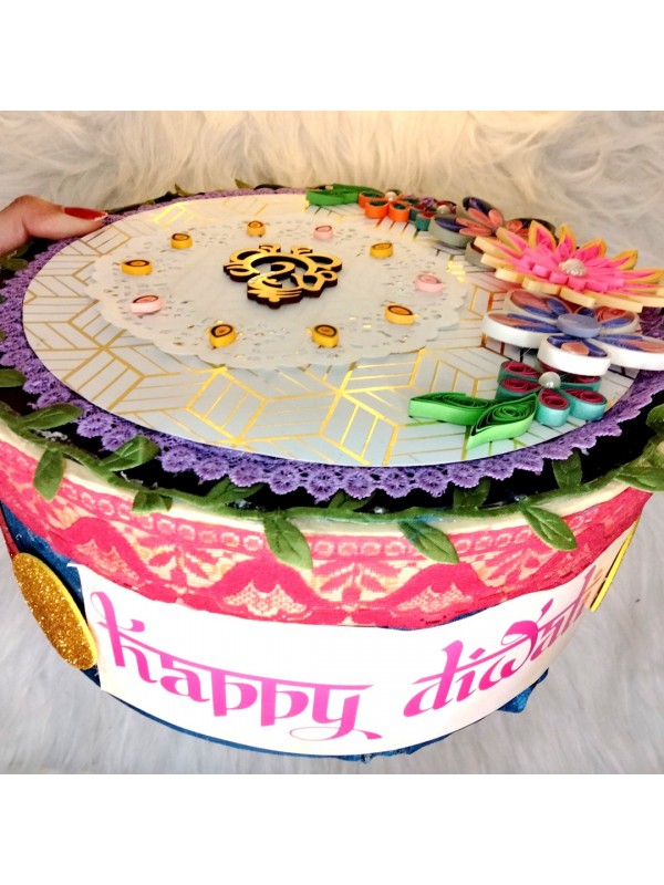 Quilled flowers Happy Diwali gift box