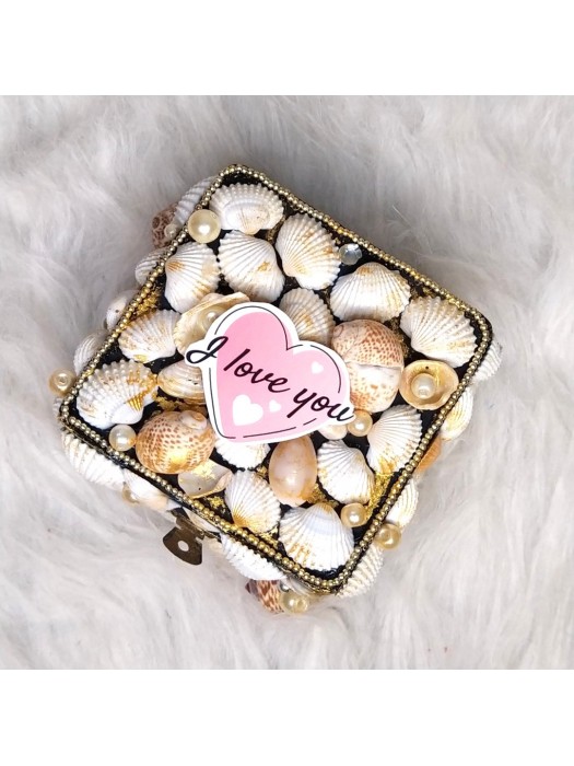 Sparkling Seashell Trinket Jewellery Box D1 image