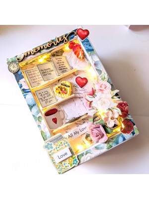 Love Memories Mini Scrapbook - Light and miniatures Love Memories Mini Scrapbook - Light and miniatures
