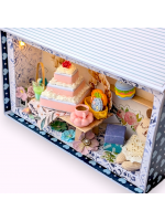 Quilled Birthday Box with Miniature setup