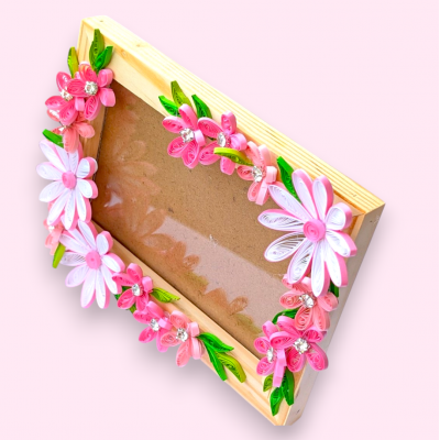 Quilled Pink Flowers Photo frame