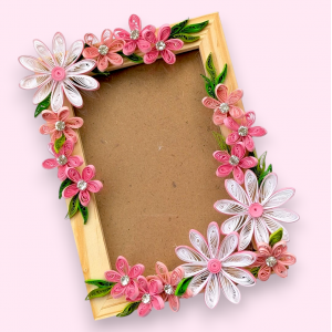 Quilled Pink Flowers Photo frame Quilled Pink Flowers Photo frame