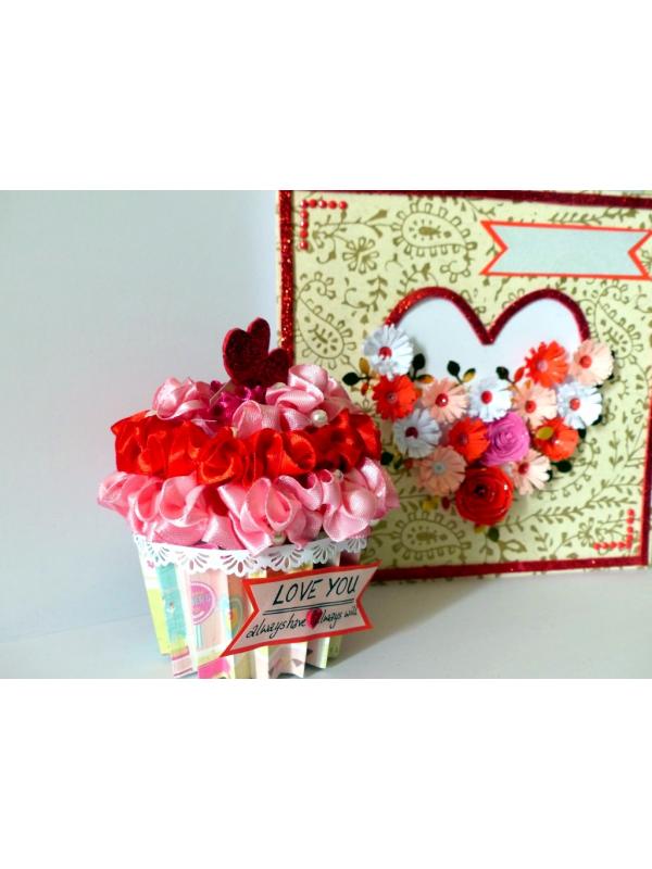 Love Combo Gift - Cute Cupcake and Greeting Card image