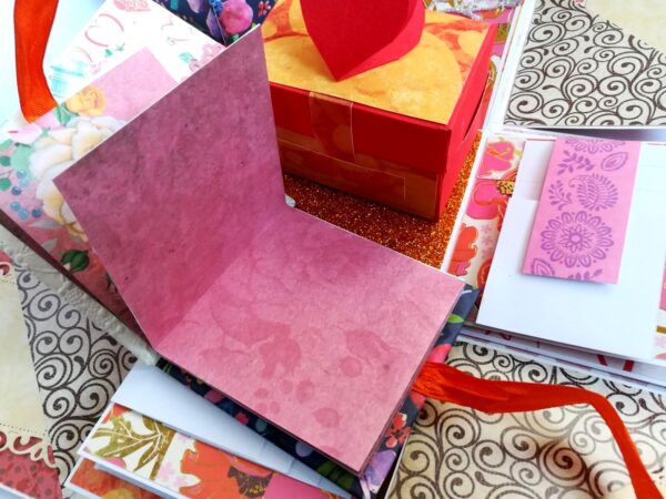Love and Birthday Explosion Box with box and a mini booklet GIFT image Love and Birthday Explosion Box with box and a mini booklet GIFT image