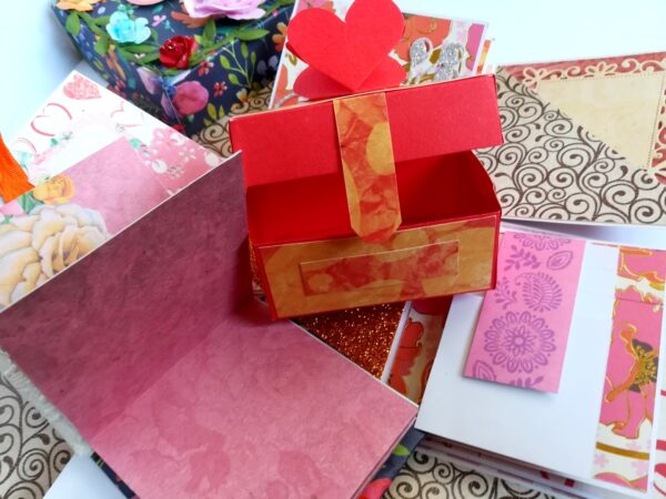 Love and Birthday Explosion Box with box and a mini booklet GIFT image Love and Birthday Explosion Box with box and a mini booklet GIFT image