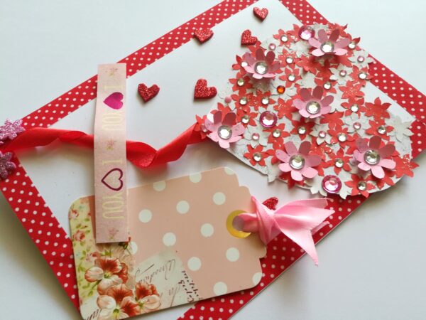 Flowery Heart Balloon Greeting Card image Flowery Heart Balloon Greeting Card image