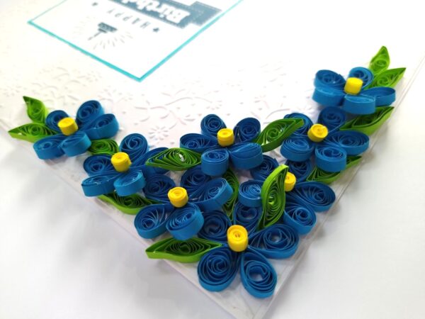 Blue Corner Quilled flowers Greeting card image Blue Corner Quilled flowers Greeting card image