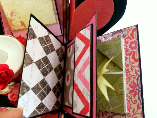 Love and Birthday Explosion Box With Battery Light Cake image Love and Birthday Explosion Box With Battery Light Cake image