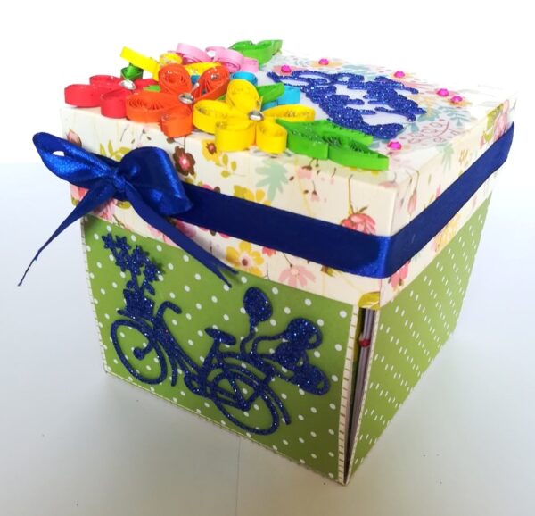 Love and Birthday Explosion Box With Battery Light Cake image Love and Birthday Explosion Box With Battery Light Cake image