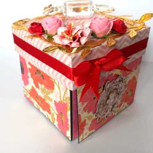 Love Exploding Box image