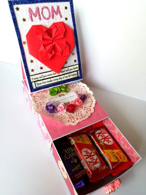 Mom Card With Drawer Gift Greeting Card image Mom Card With Drawer Gift Greeting Card image