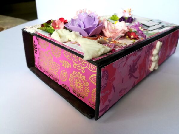 Sparkling Designer Love Goodie Gift Box image Sparkling Designer Love Goodie Gift Box image