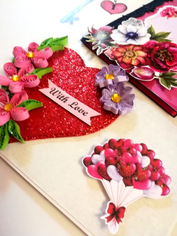 Love Pop up Hearts Greeting card image Love Pop up Hearts Greeting card image