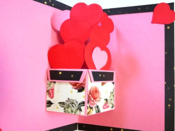 Love Pop up Hearts Greeting card image Love Pop up Hearts Greeting card image