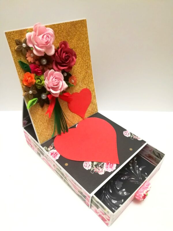 Card With Drawer Gift Greeting Card - D20 image Card With Drawer Gift Greeting Card - D20 image