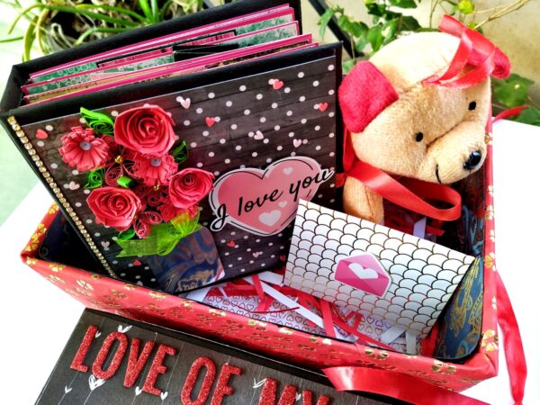 Handmade Love Hamper - VALHAM2 image Handmade Love Hamper - VALHAM2 image