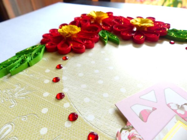 Red Quilled Flowers in Corner Greeting Card image Red Quilled Flowers in Corner Greeting Card image