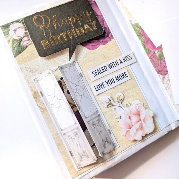 PXL_20240922_095812589 Love Memories Mini Scrapbook - Light and miniatures