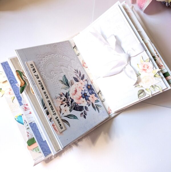 PXL_20240922_100016456 Unforgettable memories mini scrapbook