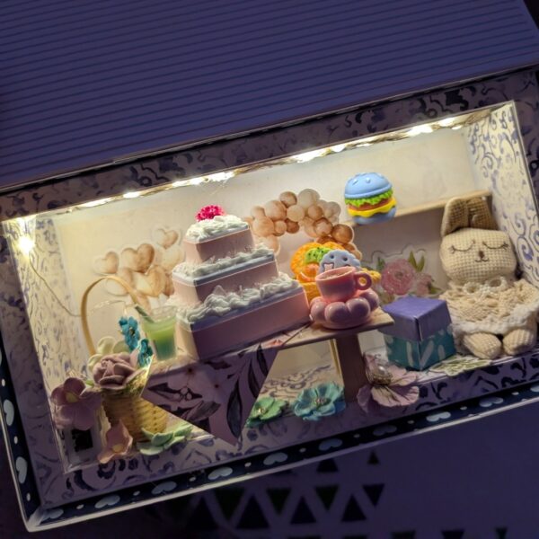 Quilled Birthday Box with Miniature setup