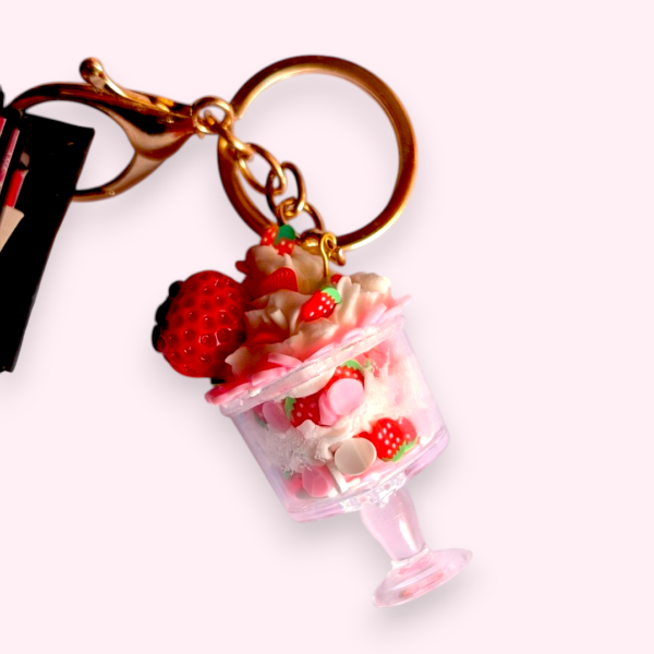handmade-keychain-Photoroom-1 Cute Love Truck with Mini scrapbook