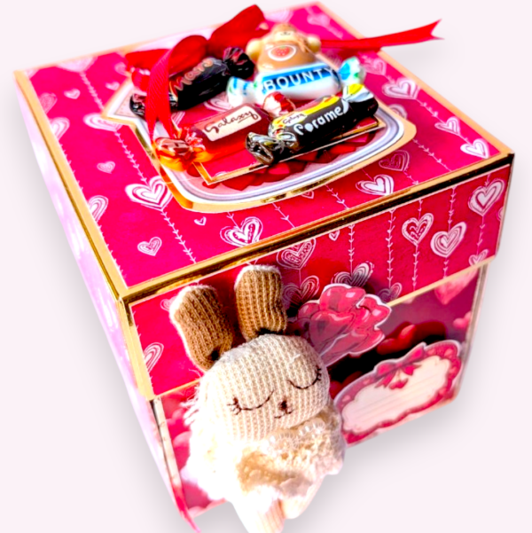 quilled-love-box-Photoroom Cute Miniatures Love and Birthday explosion box
